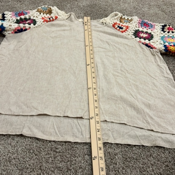 EUC Women’s UMGEE $70 Linen Blend Crochet Sleeve Top Plus Size 1XL Boho Beach - Picture 16 of 16